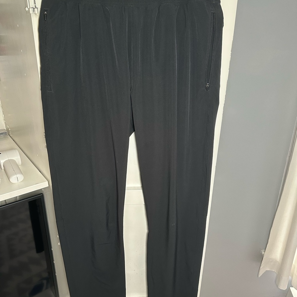 Men's ALO Yoga Repetition Pant - Black Athletic Pants